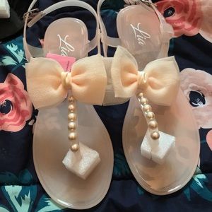 Women’s sandals 2x$35